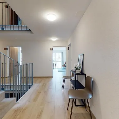 דירה Furnished Studio #202 - Swiss